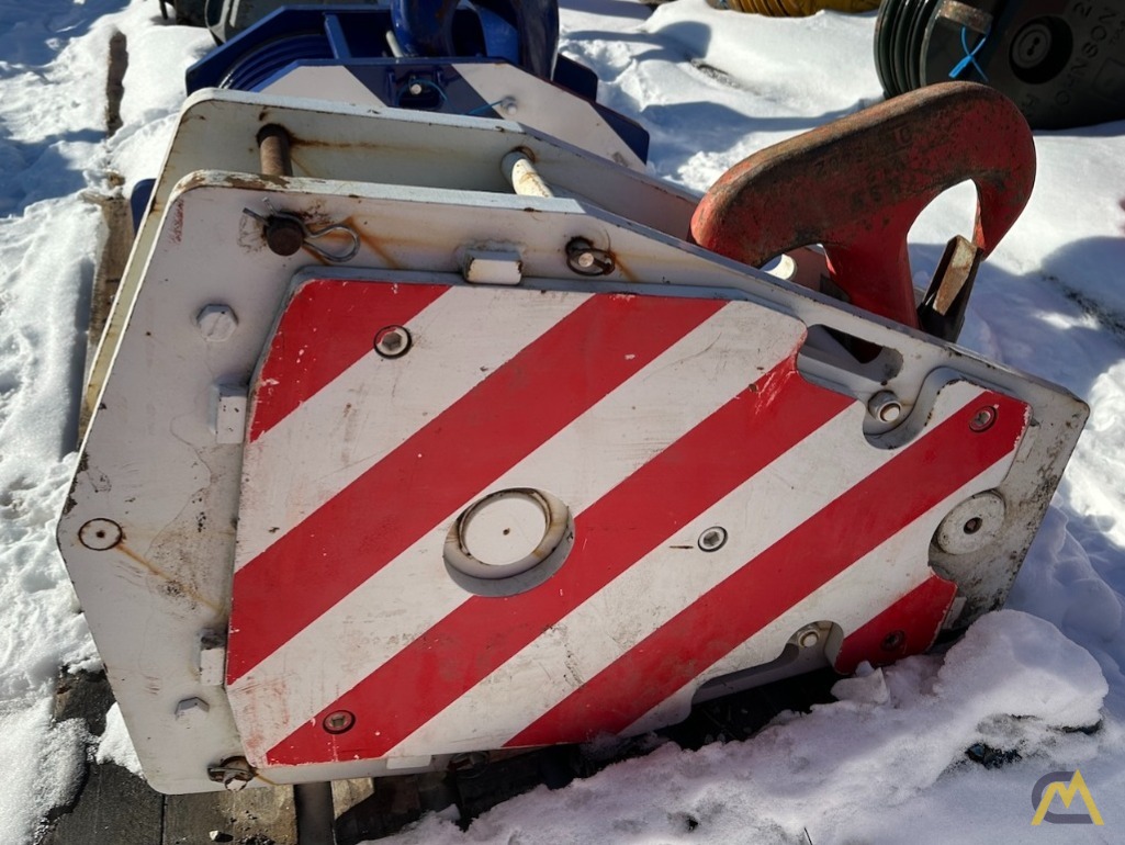 SINGLE SHEAVE HOOK BLOCK, 40 TON CAPACITY 0