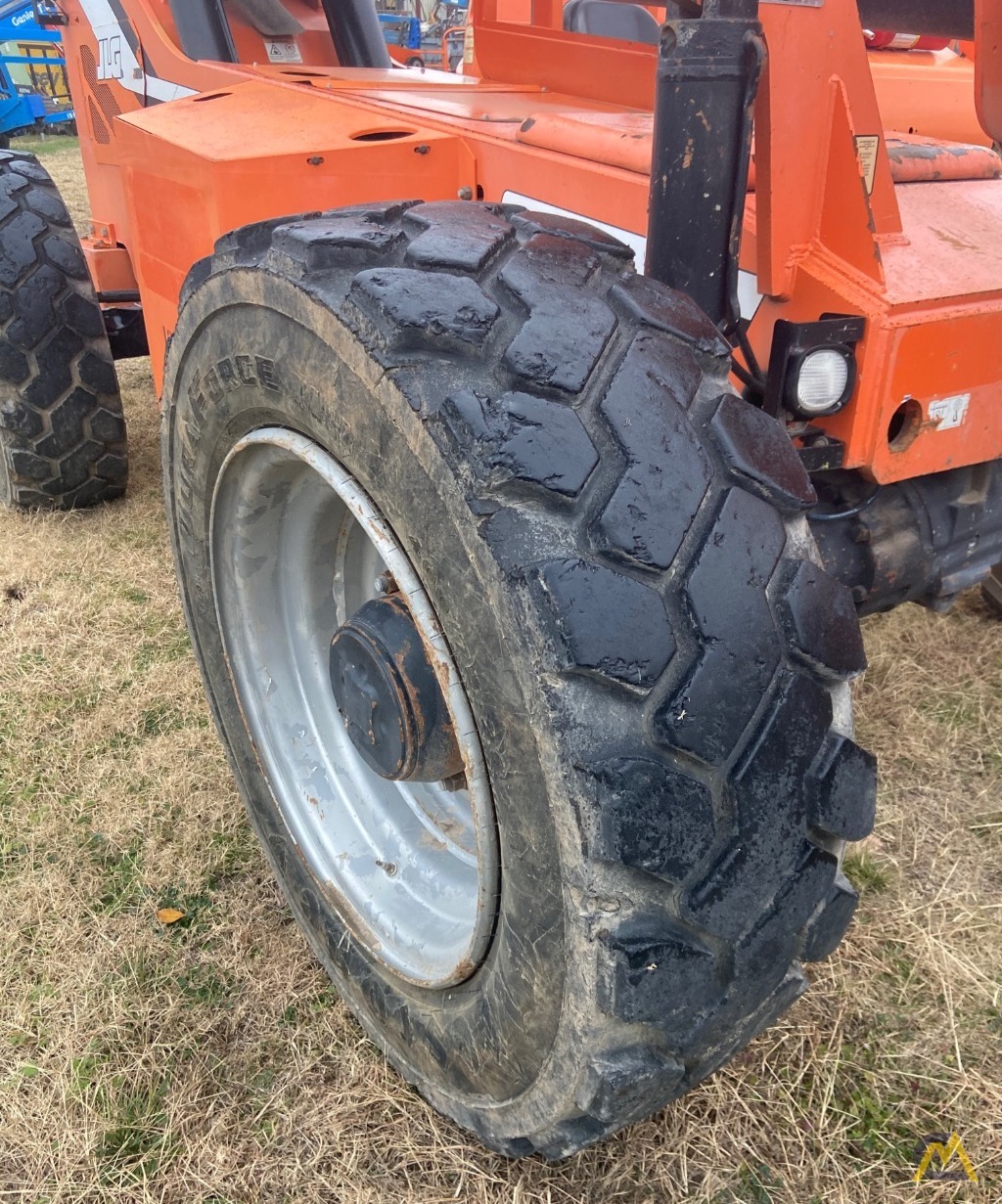 SkyTrak 8042 8,000 lbs. Telehandler 16