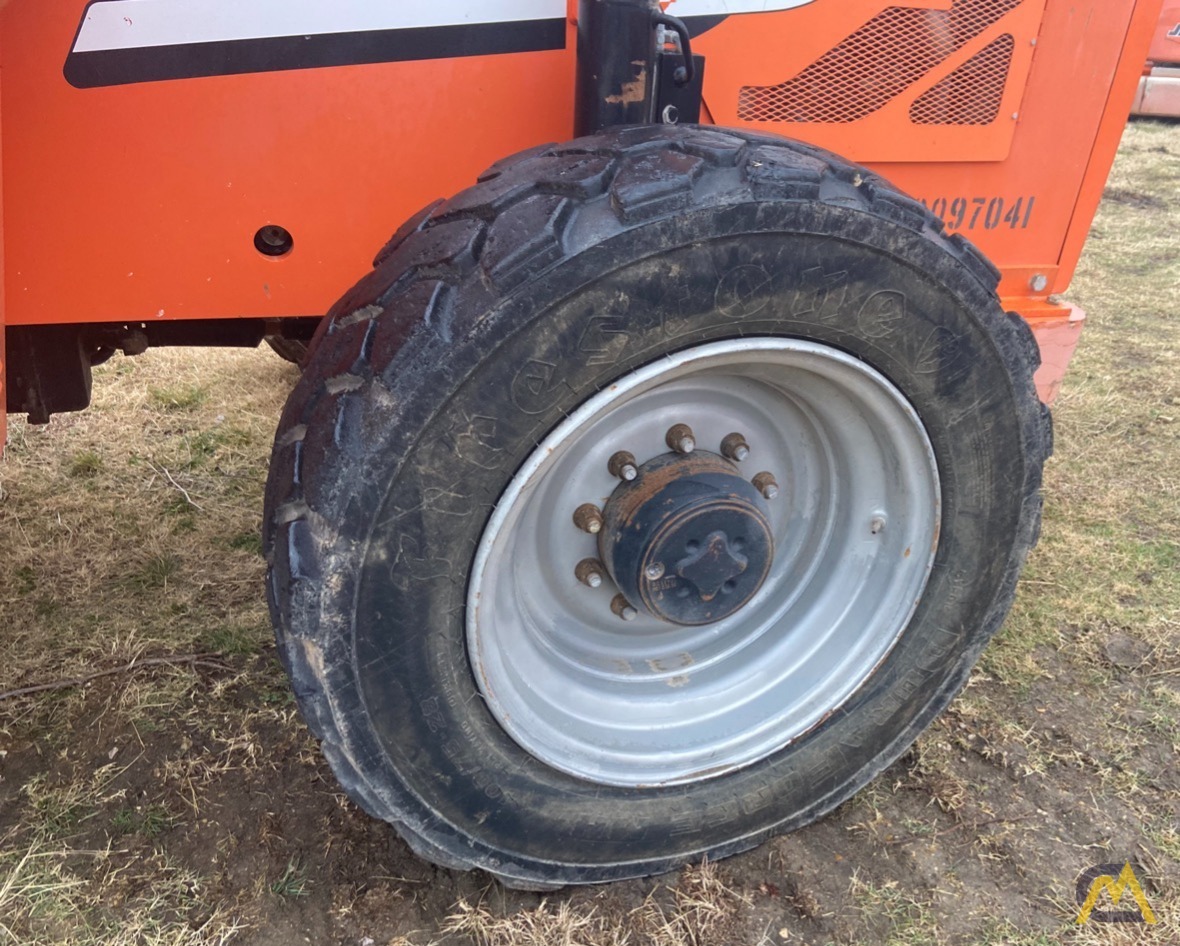 SkyTrak 8042 8,000 lbs. Telehandler 15