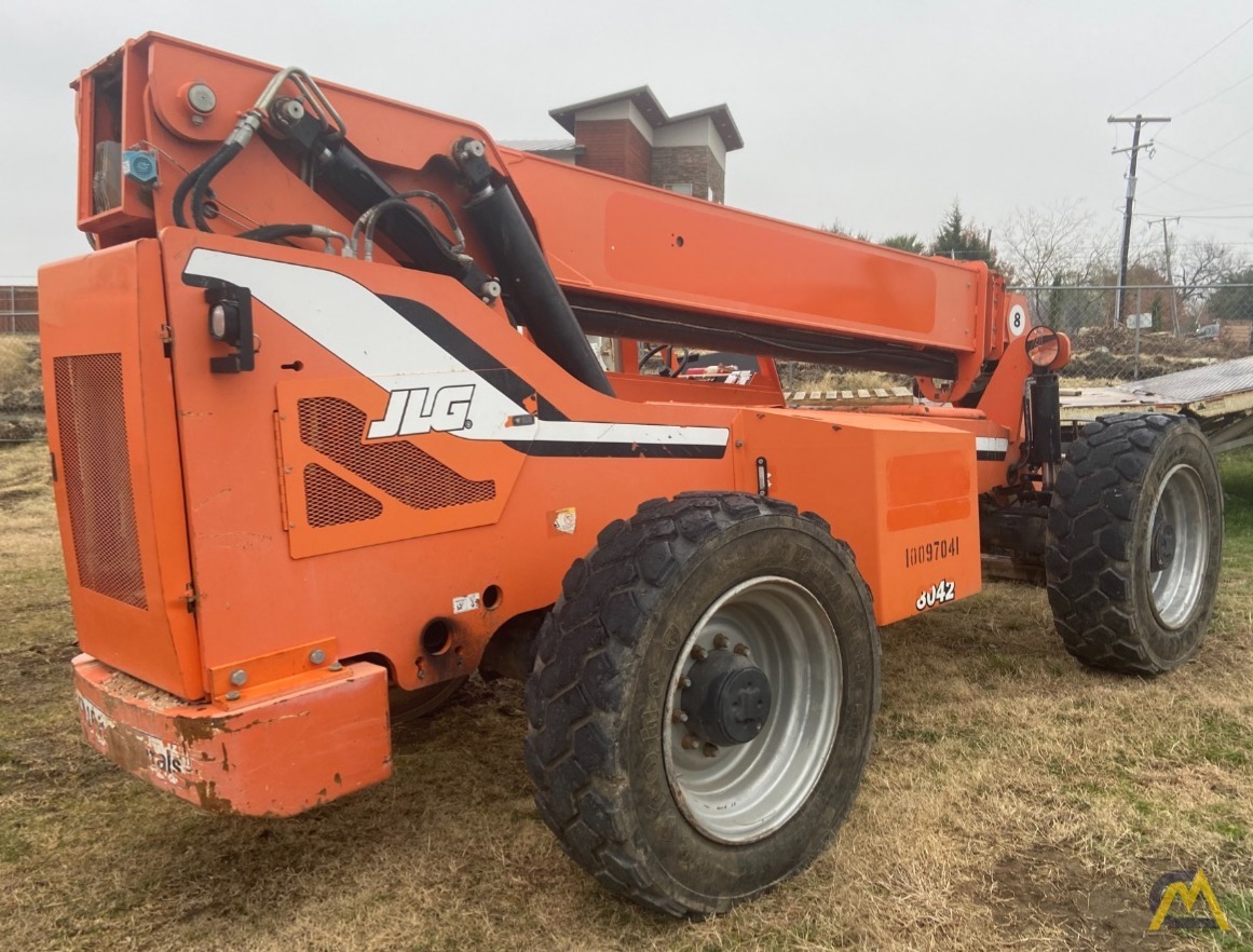 SkyTrak 8042 8,000 lbs. Telehandler 3