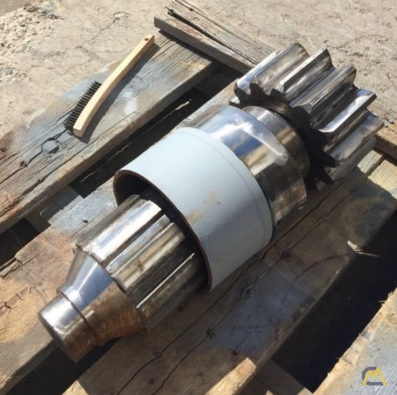 Swing Shaft for Manitowoc 4100 230-ton Lattice Boom Crawler Crane Part #23687-2 with Pinion Gear Part # 24914 3