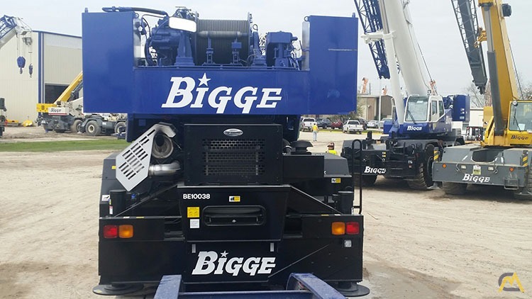 Tadano GR-1000XL-2 100-Ton Rough Terrain Crane 1