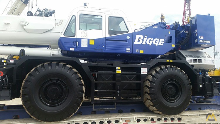 Tadano GR-1000XL-2 100-Ton Rough Terrain Crane 0