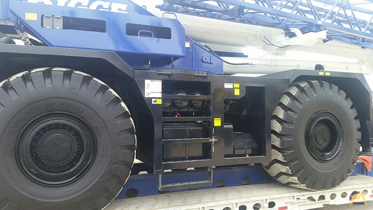 Tadano GR-1000XL-2 100-Ton Rough Terrain Crane 7