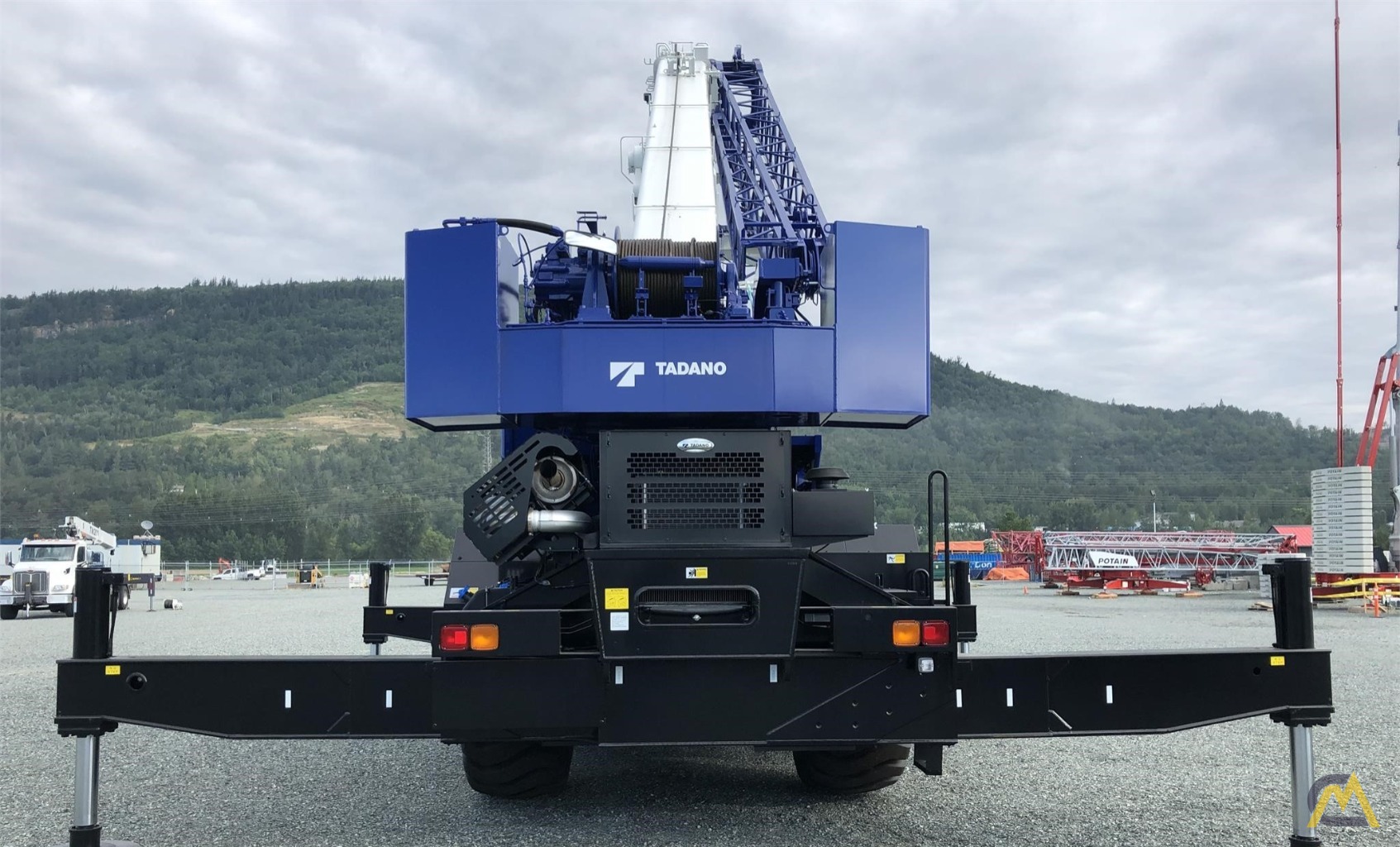 Tadano GR-1000XL-3 100-Ton Rough Terrain Crane 3