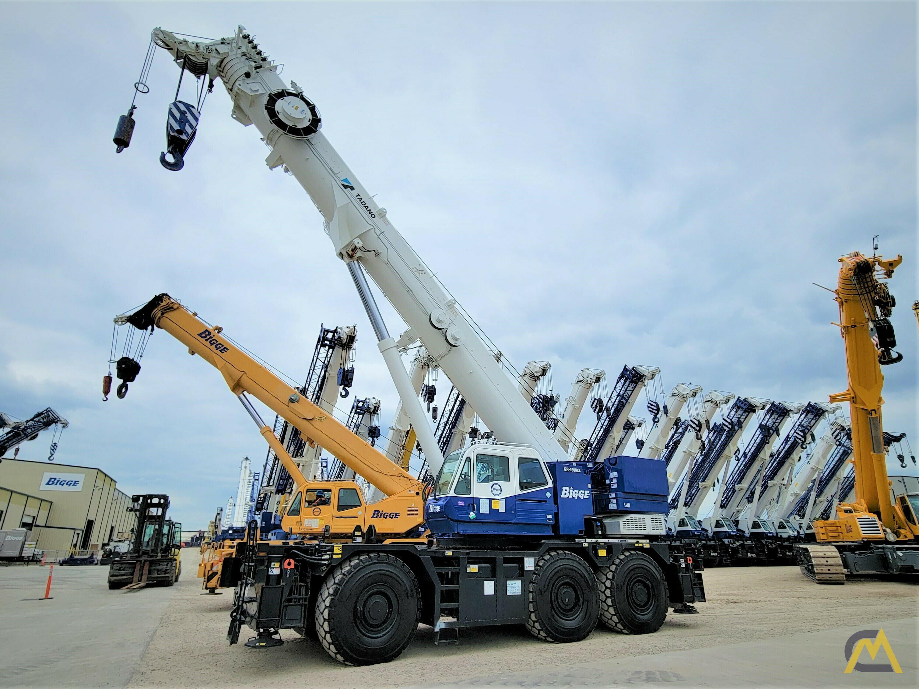 Tadano GR1600XL3 For Sale Rough Terrain Cranes Hoists & Material