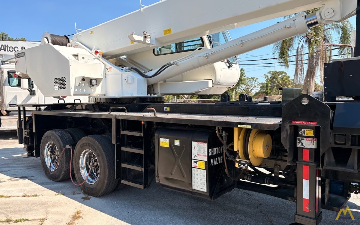 Tadano GS-300XL-1 Boom Truck Crane on Freightliner 9