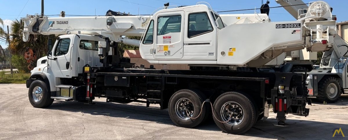 Tadano GS-300XL-1 Boom Truck Crane on Freightliner 4