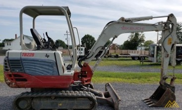 Takeuchi TB228 Excavator 0