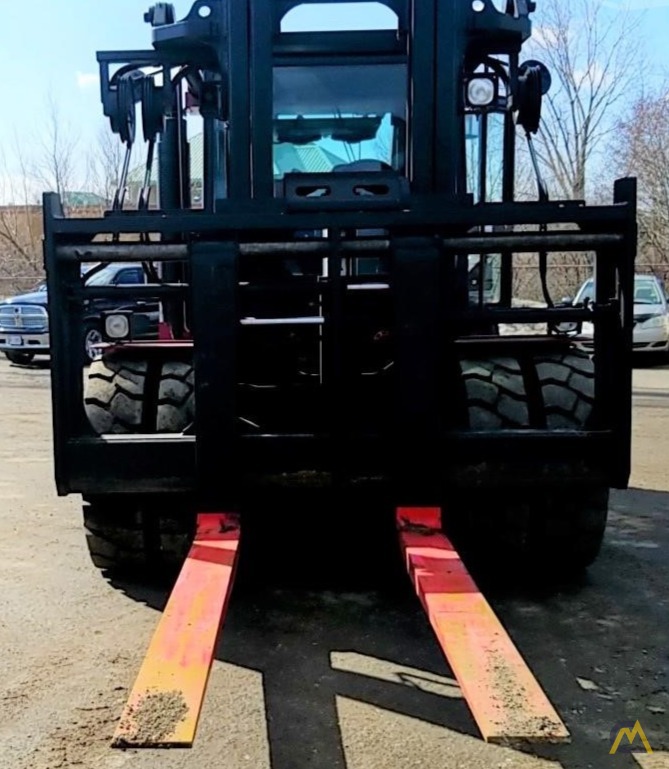 Taylor TX330SL 16.5-Ton Lift Truck 1