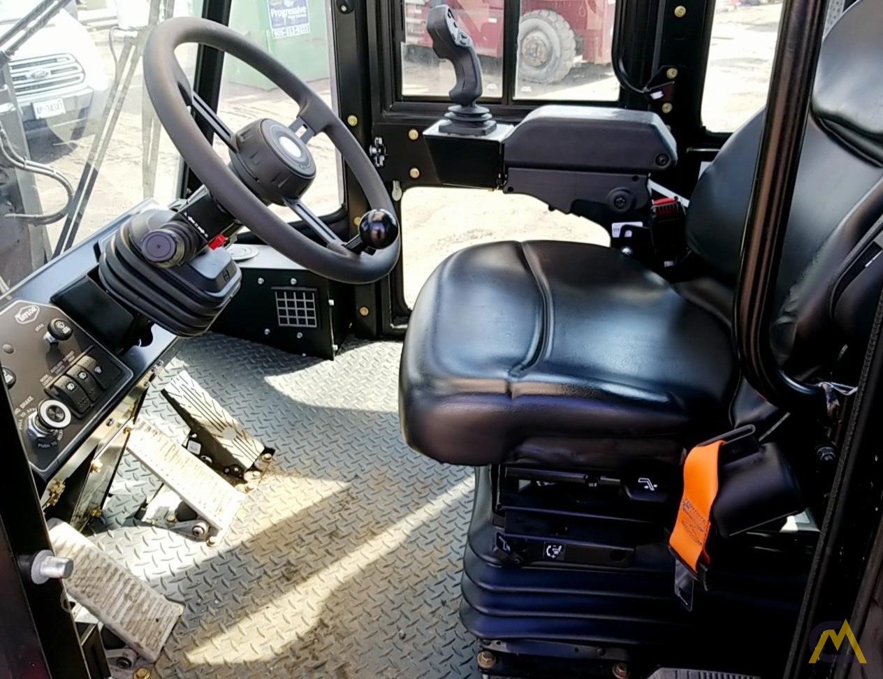 Taylor TX330SL 16.5-Ton Lift Truck 6