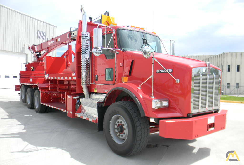 Terex BT 2047 10-Ton Boom Truck 1