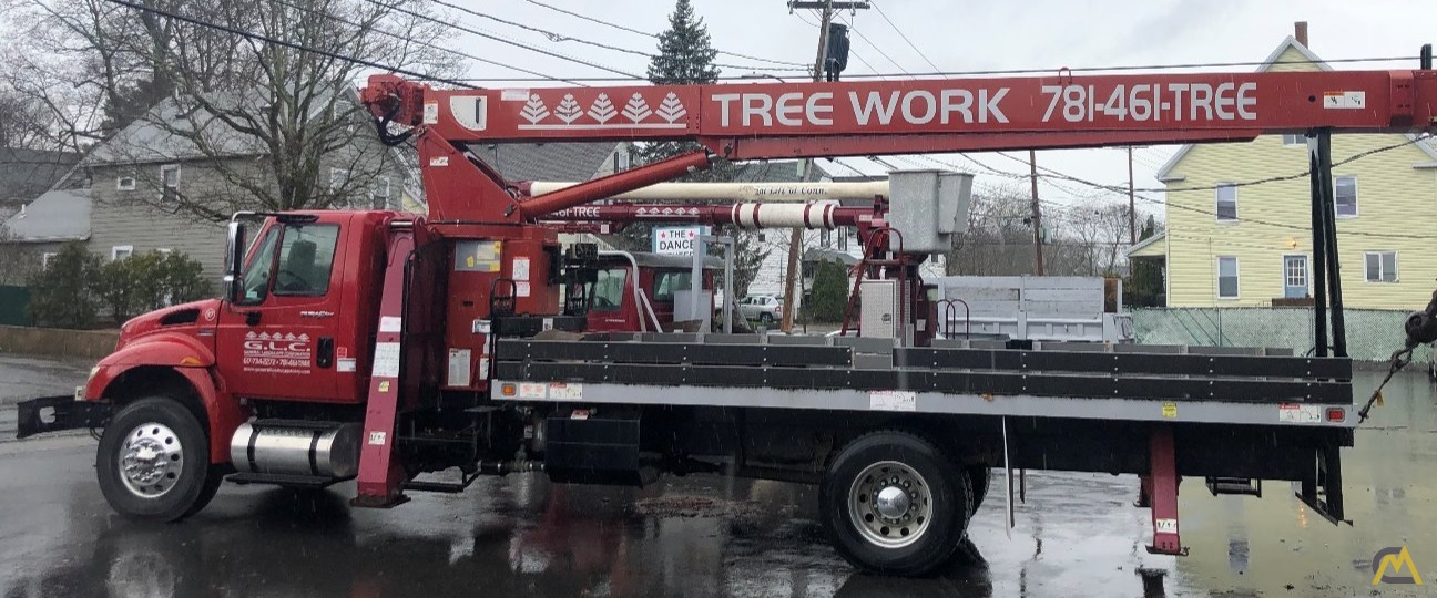 Terex BT 3870 19-ton Boom Truck on International Durastar 4300 0