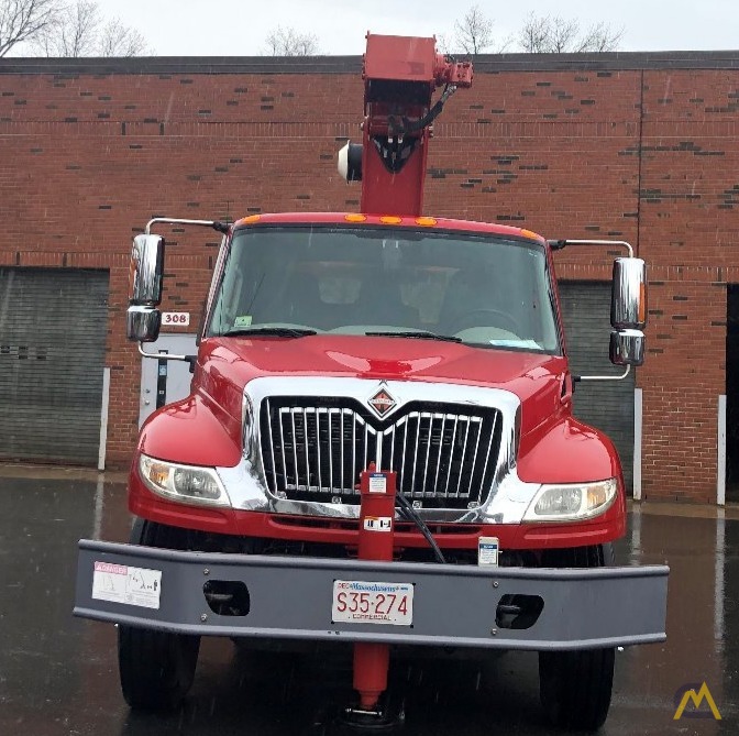 Terex BT 3870 19-ton Boom Truck on International Durastar 4300 14