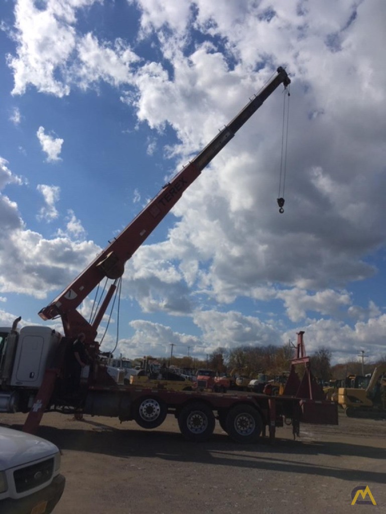 Terex BT 4792 23.5-ton Boom Truck Crane on Peterbilt 357 15