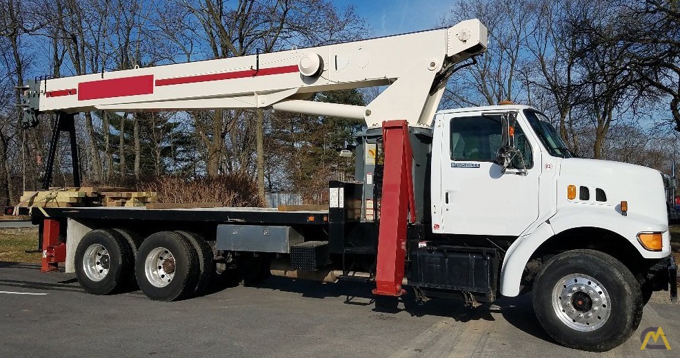 Terex BT4792 23.5-Ton Boom Truck Crane 0