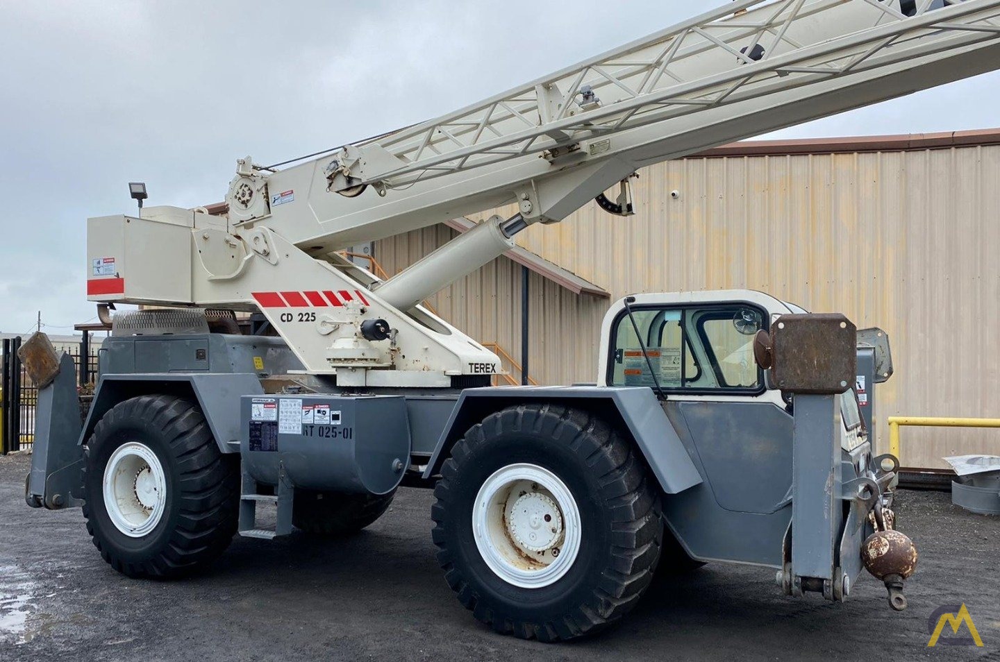 Terex CD 225 25-ton Down Cab Rough Terrain Crane 3