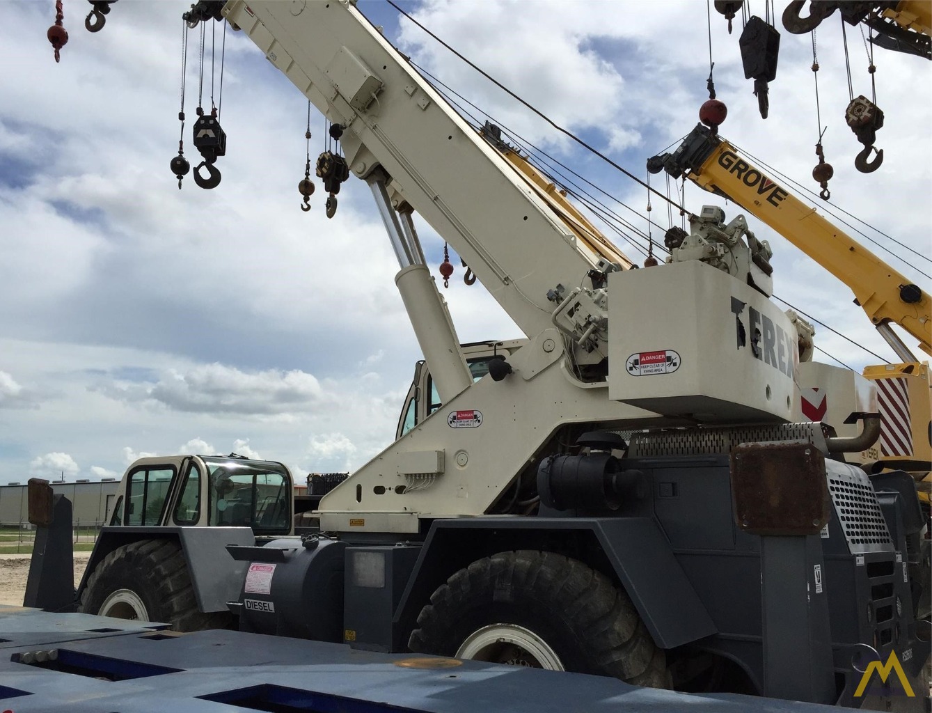 Terex CD 225 25-Ton Down Cab Rough Terrain Crane 2