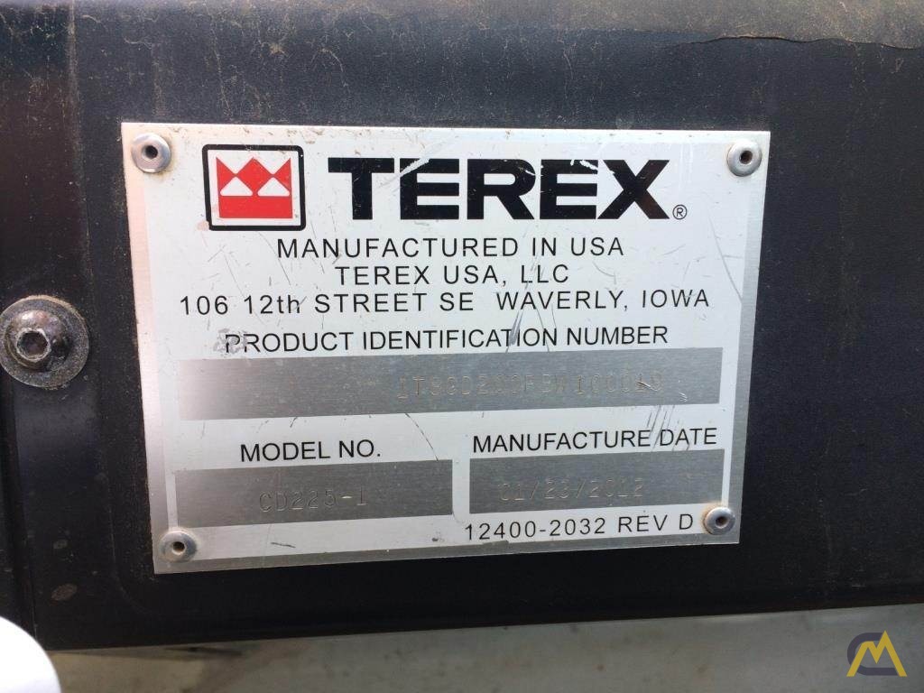 Terex CD225 25-Ton Down Cab Rough Terrain Crane 6