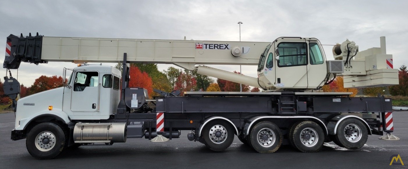 SOLD Terex CROSSOVER 6000 60-ton Boom Truck Crane on Kenworth T800 0