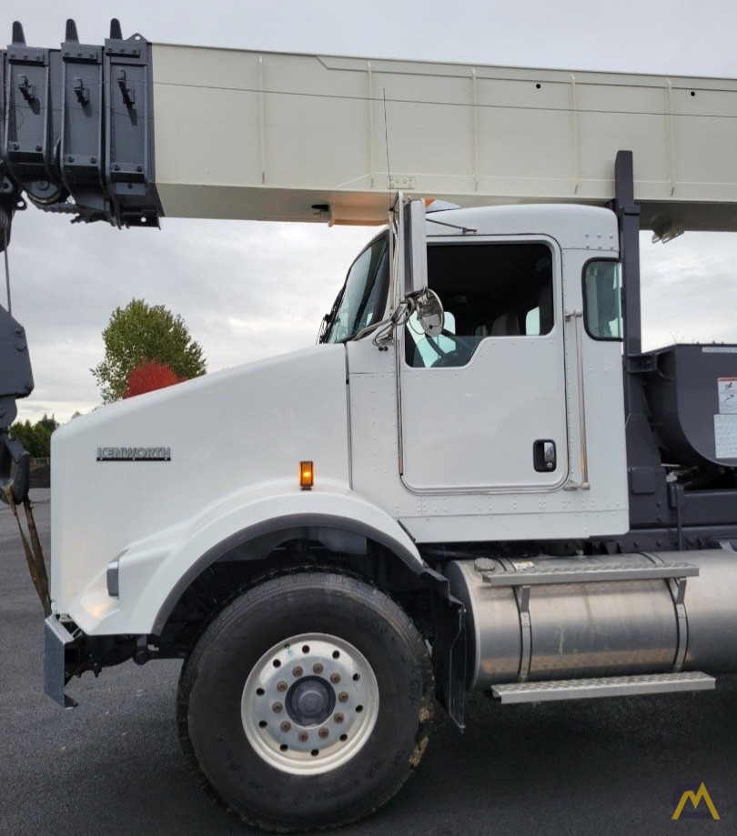 SOLD Terex CROSSOVER 6000 60-ton Boom Truck Crane on Kenworth T800 2