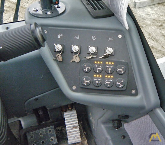 Terex RT 100 100-Ton Rough Terrain Crane 12