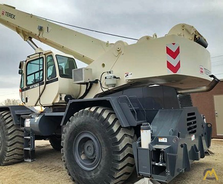 Terex RT 130 130-Ton Rough Terrain Crane 2