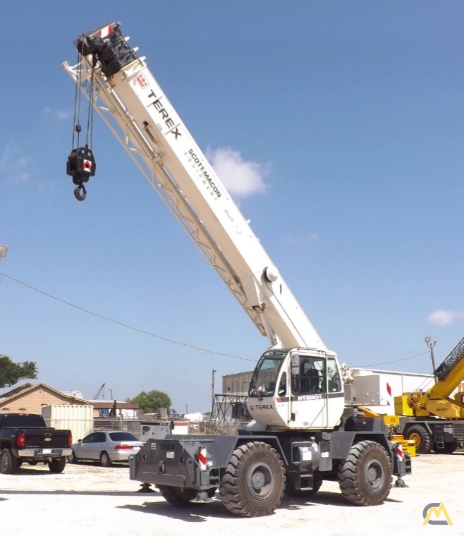 Terex RT 230-1 30-Ton Rough Terrain Crane Available 7