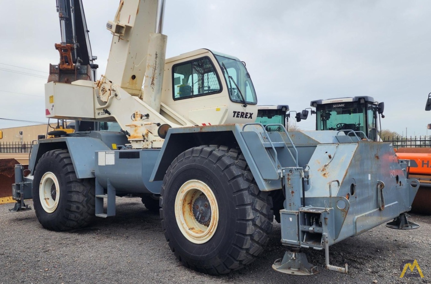Terex RT 335 Rough Terrain Crane 1