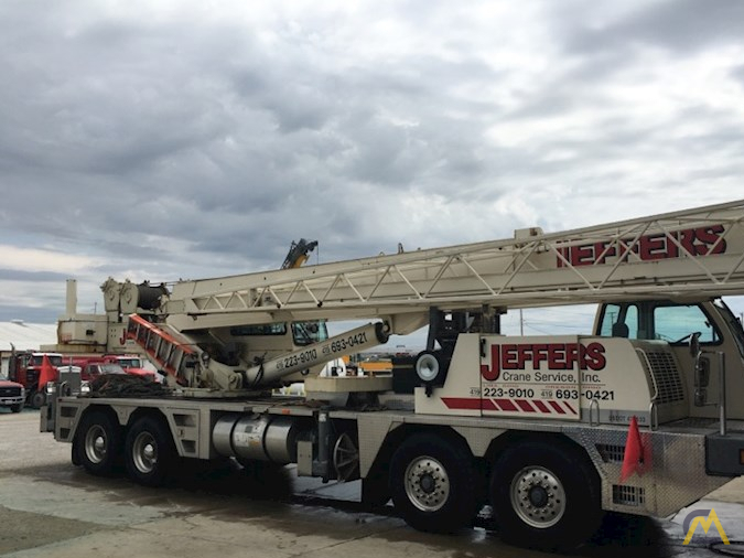 Terex RT 550-1 50-Ton Rough Terrain Crane For Sale Hoists