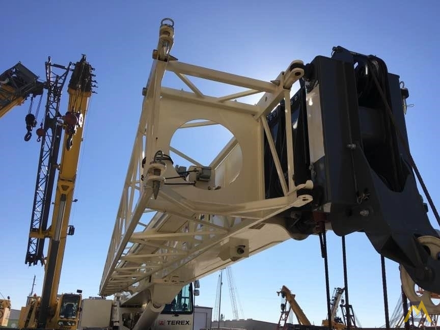 Terex RT 555-1 55-ton Rough Terrain Cranes 7
