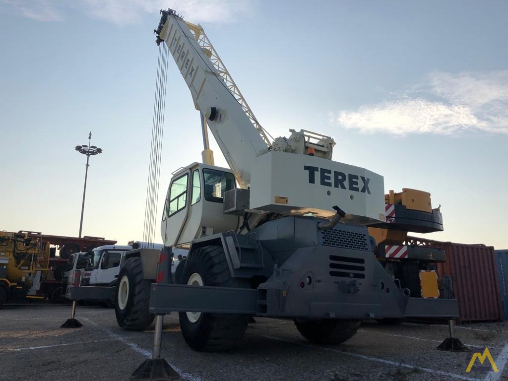 Terex RT 555 55-Ton Rough Terrain Crane 3