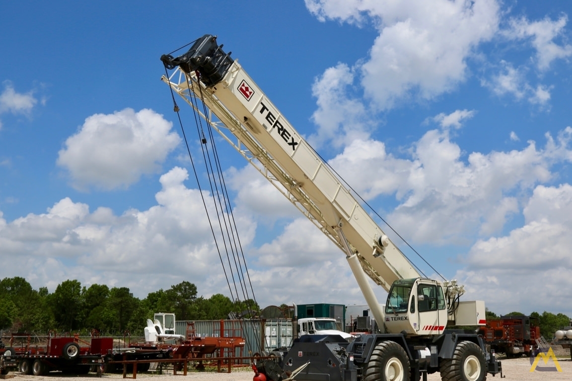 Terex RT 555 55-Ton Rough Terrain Crane 2