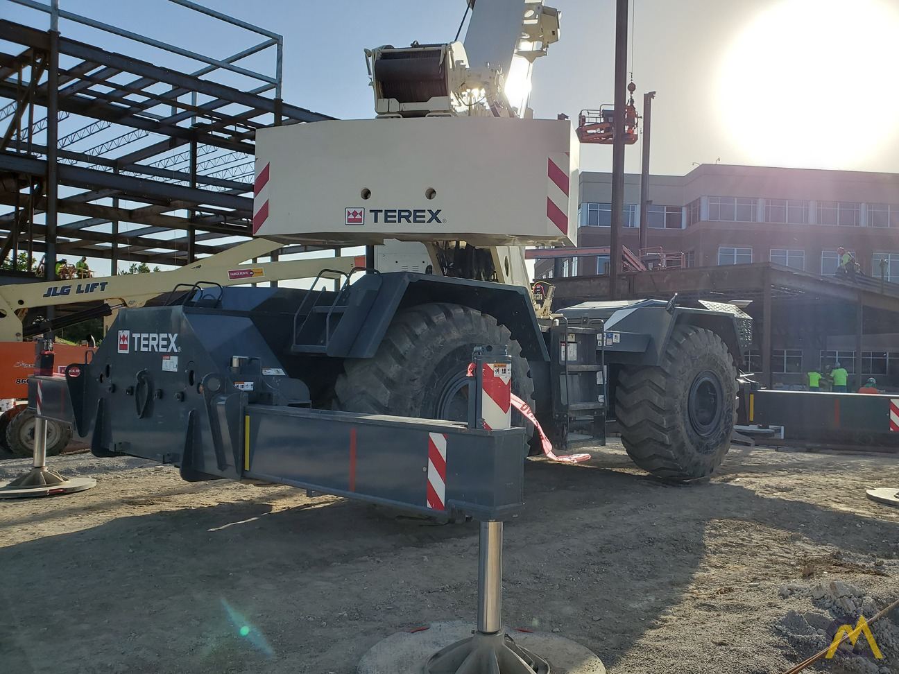 Terex RT 670 70-ton Rough Terrain Crane 3