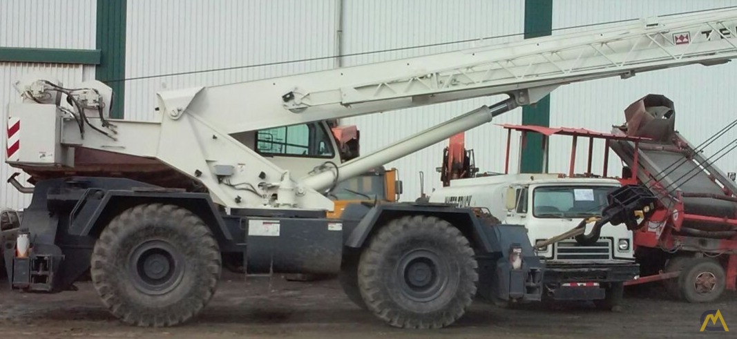 Terex RT 780 80-Ton Rough Terrain Crane 1