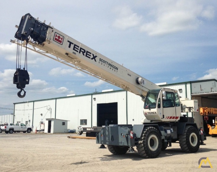 Terex RT 230-1 30-Ton Rough Terrain Crane 0