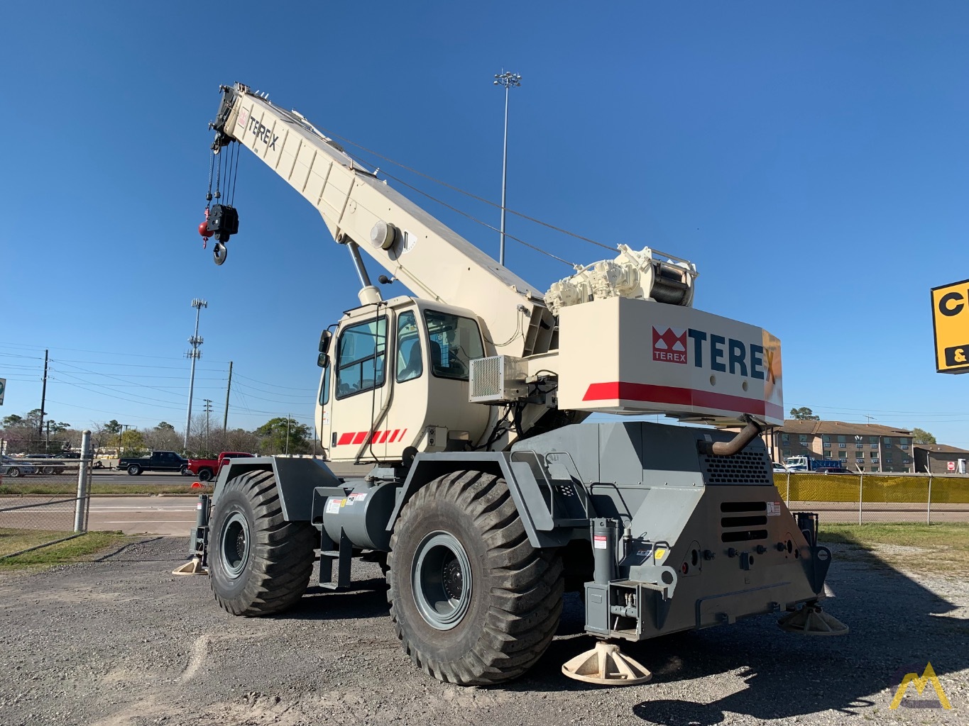 Terex RT555-1 55-Ton Rough Terrain Crane 1