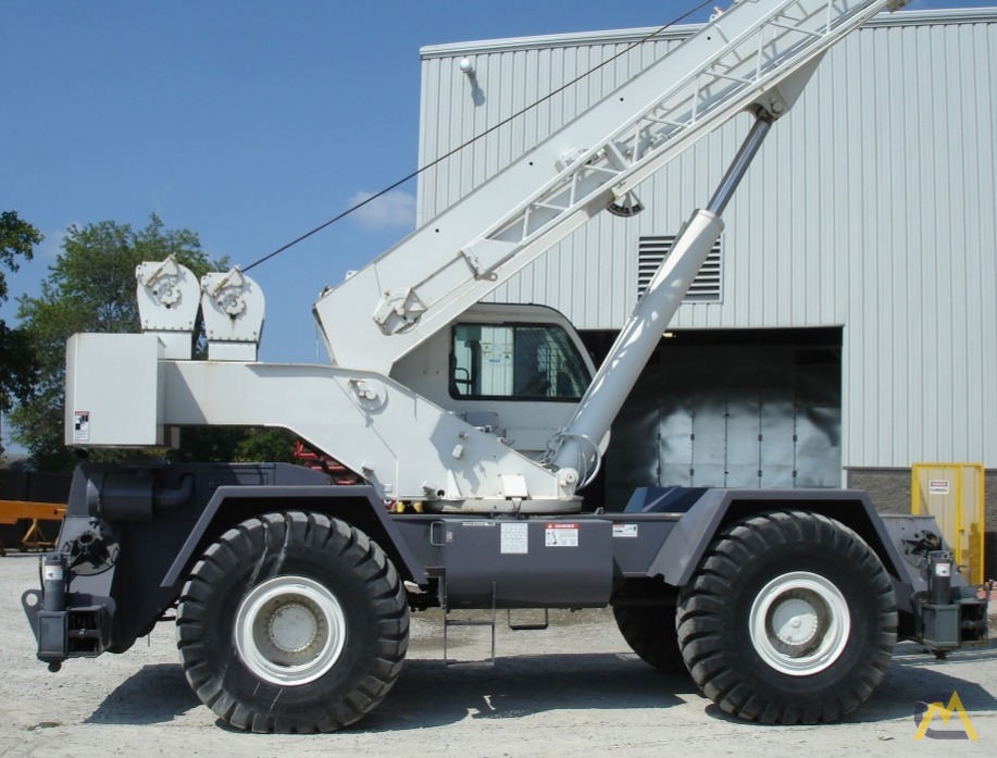 Terex RT555 55-Ton Rough Terrain Crane 2