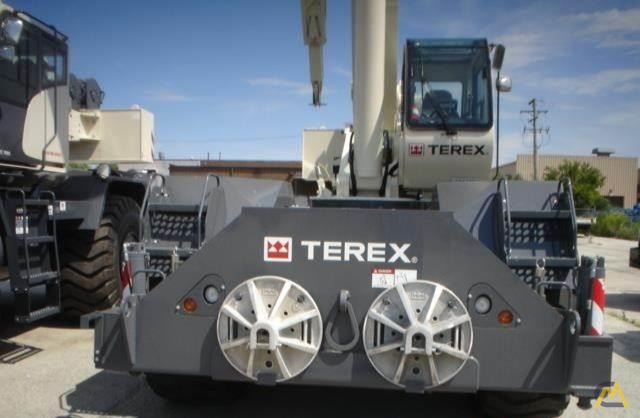 Terex RT555 55-ton Rough Terrain Crane 2