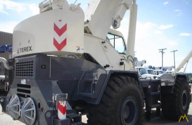 Terex RT555 55-ton Rough Terrain Crane 3