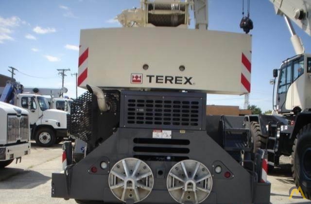 Terex RT555 55-ton Rough Terrain Crane 4