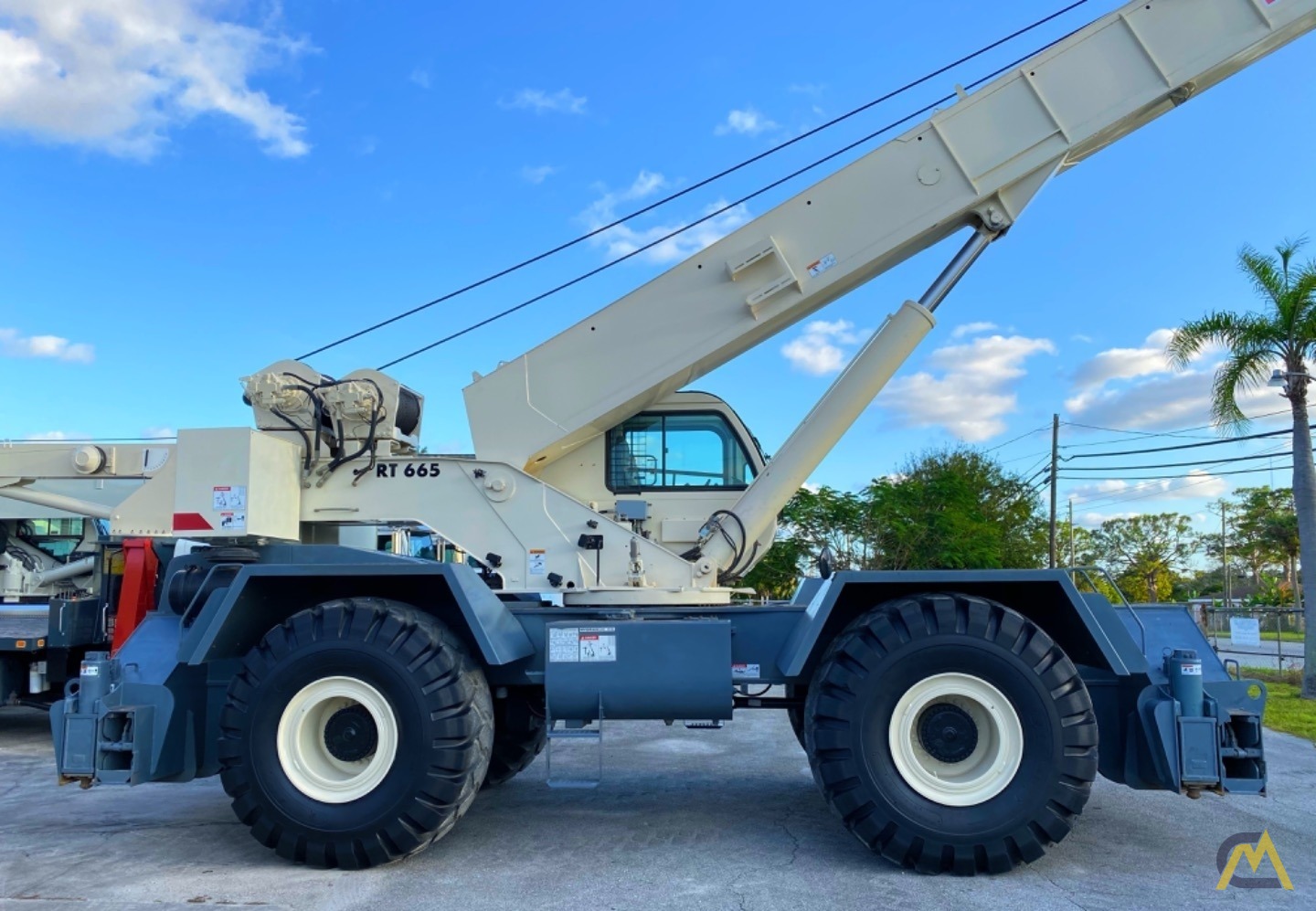 Terex RT665 65-Ton Rough Terrain Crane 2