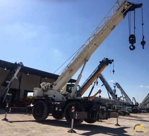 Terex RT670 70-Ton Rough Terrain Crane 2