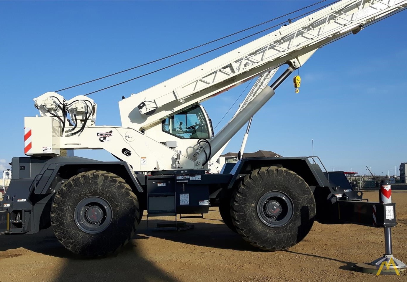 Terex RT670 70-Ton Rough Terrain Crane 3