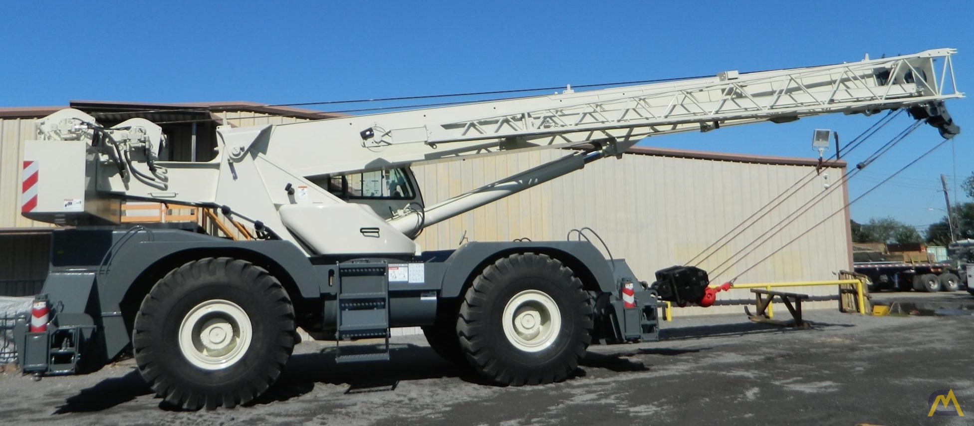 Terex RT780 80-Ton Rough Terrain Crane 1