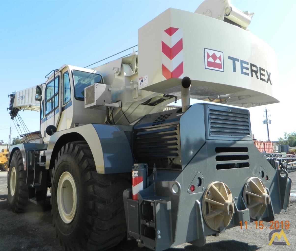 Terex RT780 80-Ton Rough Terrain Crane 4