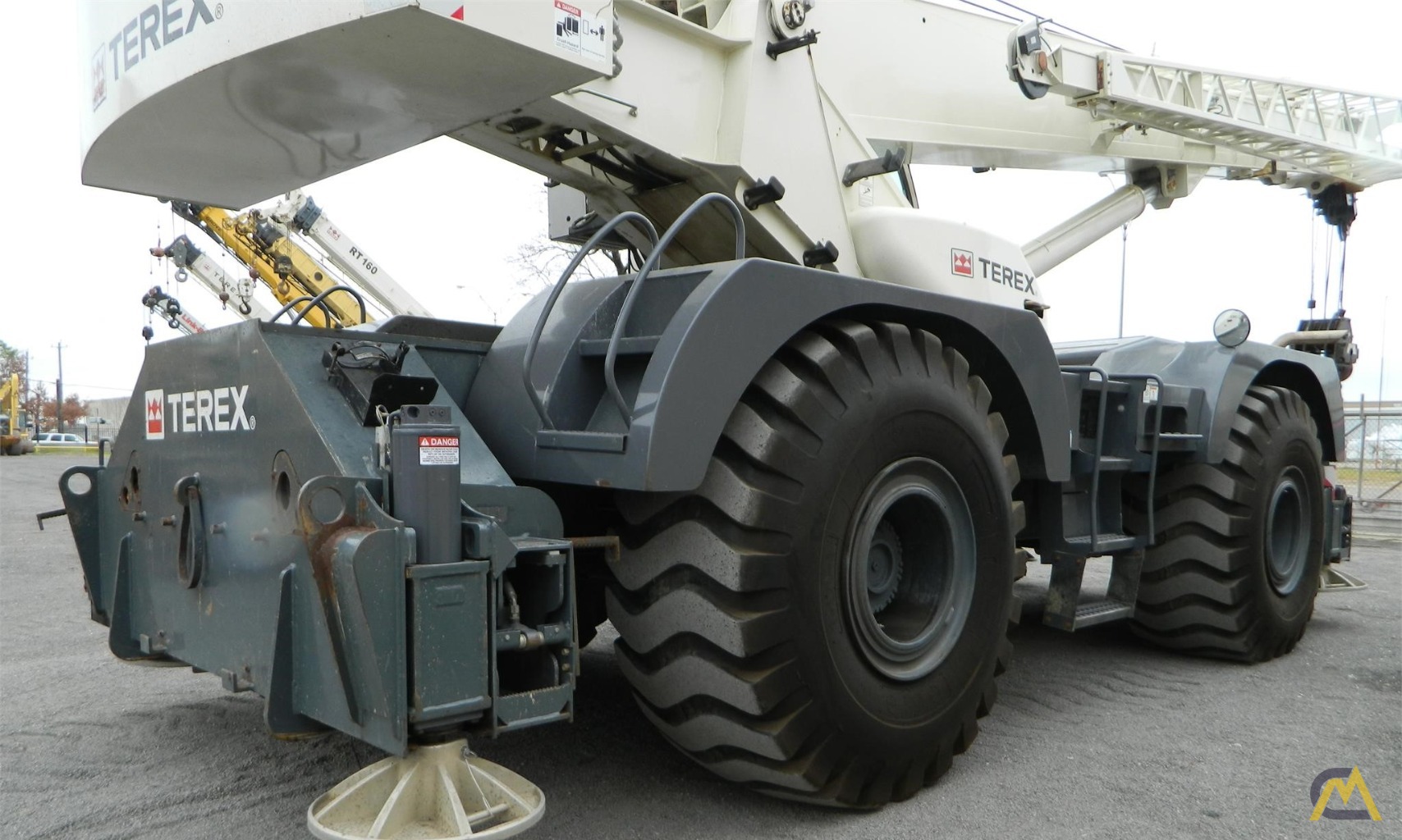 Terex RT780 80-Ton Rough Terrain Crane 4