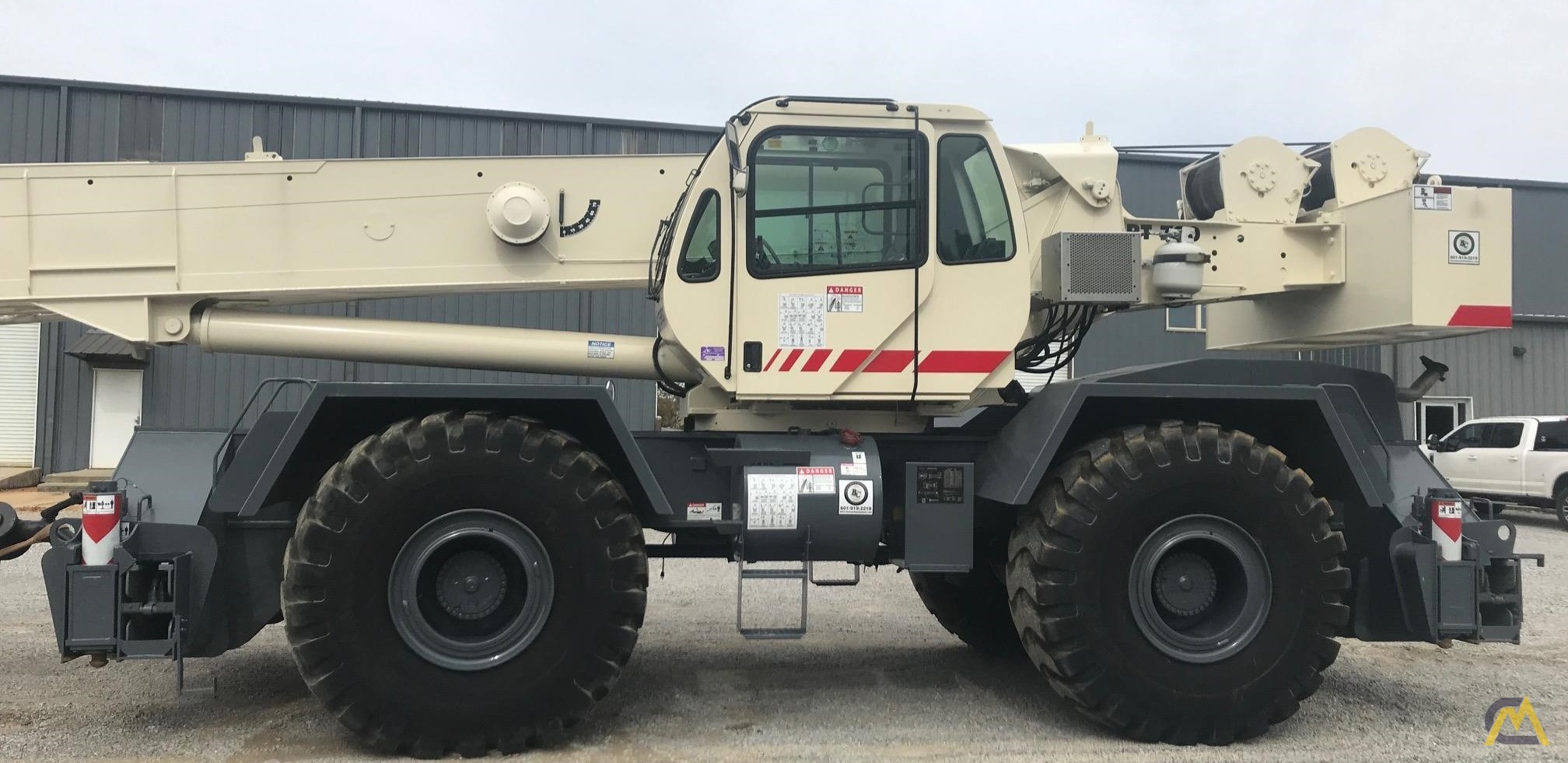 Terex RT 780 80-Ton Rough Terrain Crane 1