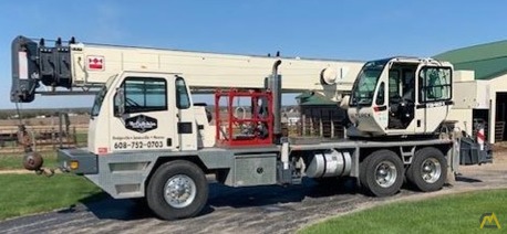 Terex T-340-1 40-Ton Telescopic Truck Crane 2