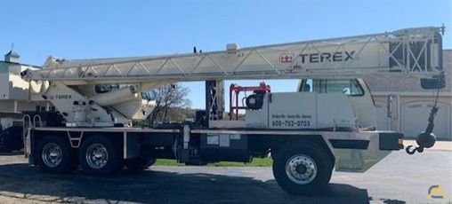 Terex T-340-1 40-Ton Telescopic Truck Crane 3